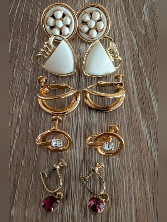 Van Dell Jewelry - Vintage Van Dell & Napier Screw Back Earrings With Additional 3 Pair